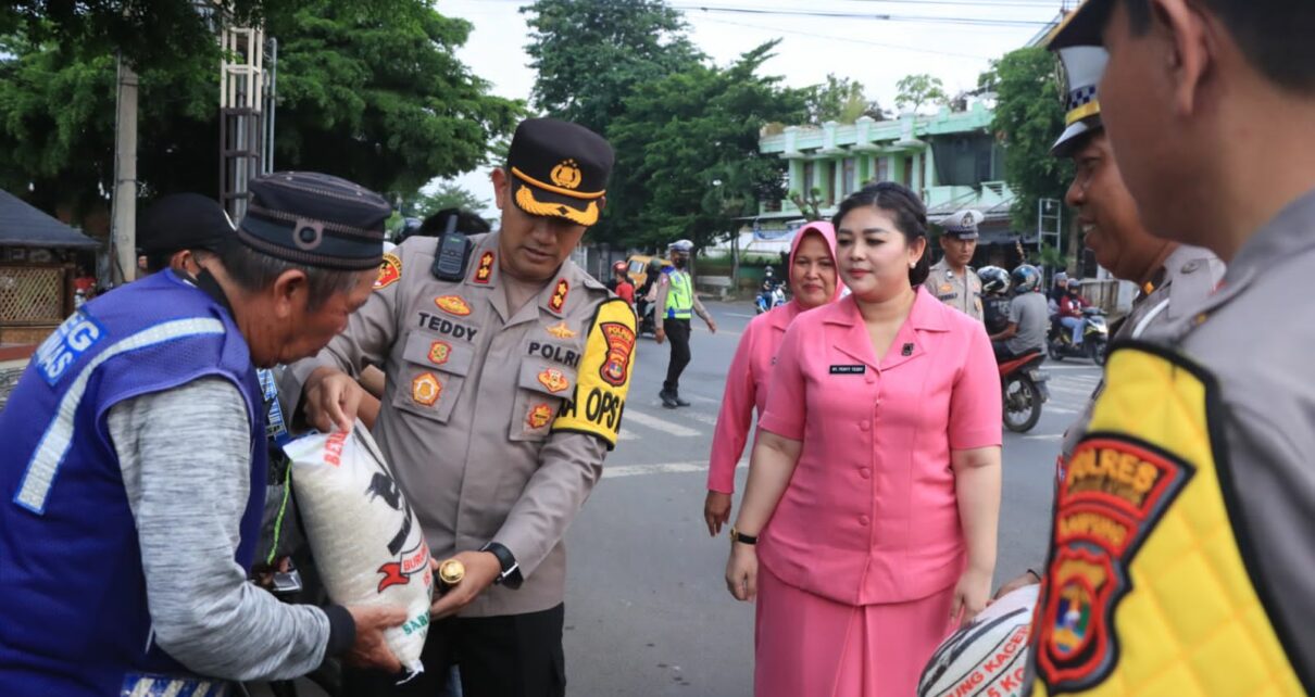 Polres Lampung Utara Saling Berbagi: Sembako dan Takjil di Bulan Ramadhan
