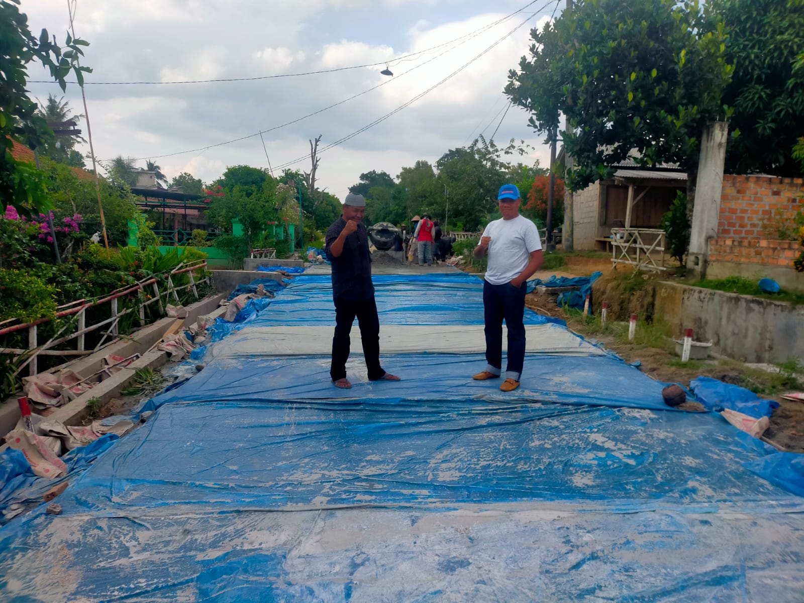 Desa Simpang Mesuji Bangun Tiga Ruas Jalan Rigid Pavement: Diapresiasi Warga