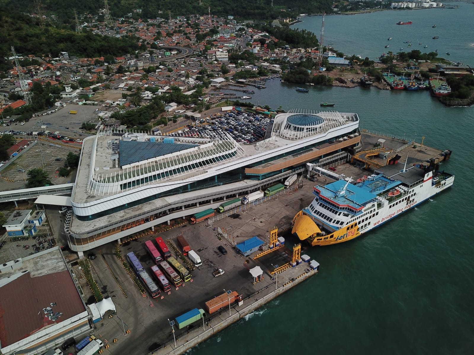 Angkutan Lebaran 2024: ASDP Siapkan 51 Unit Dermaga dan 215 Unit Kapal di 8 Lintasan Pantauan Nasional