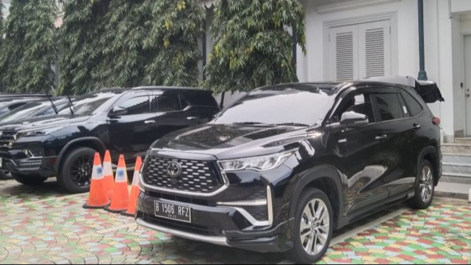 Rekomendasi 4 Mobil Dinas PNS yang Tangguh dan Kuat di Segala Medan