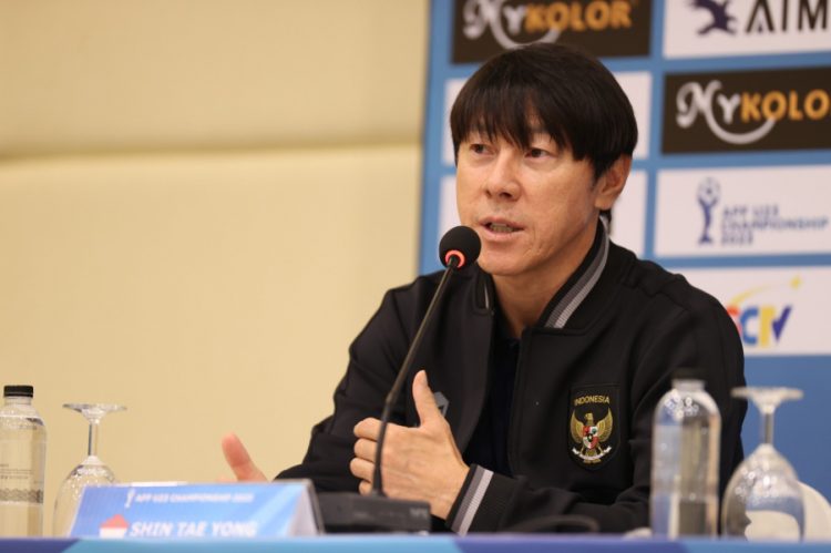 Shin Tae-yong Bahas Tragedi Pelemparan Telur: “Tak Jadi Motivasi Bagi Saya”