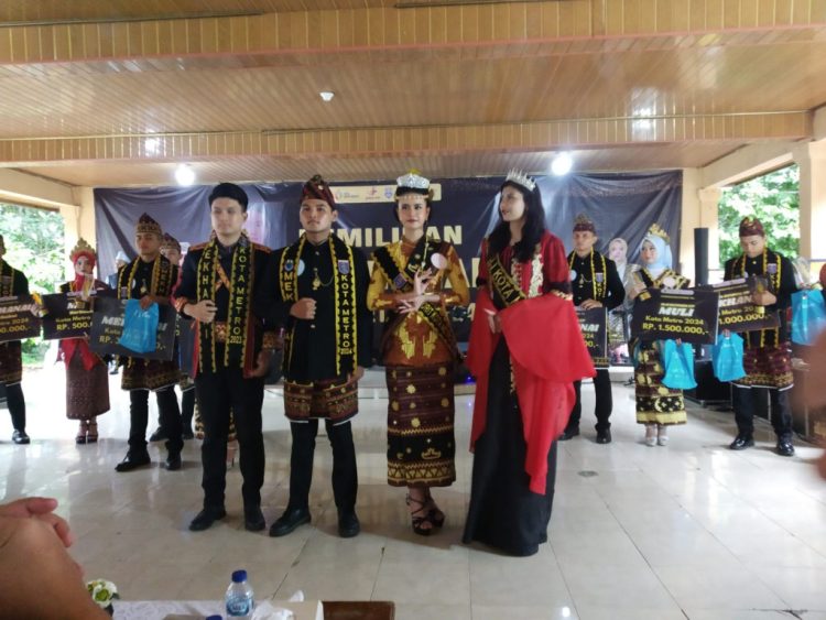 Neema Ayeisha Zalika dan Fajar Nugli Hendrawan Raih Gelar Muli Mekhanai Kota Metro 2024
