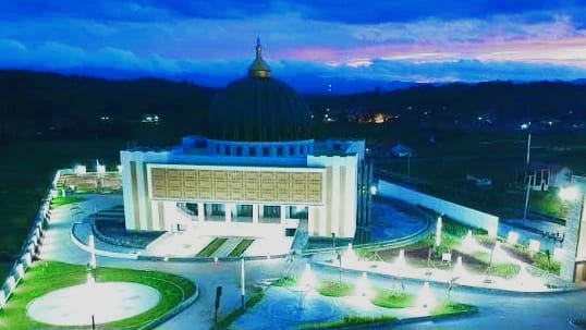  Pemkab Pringsewu Gelar Shalat Idulfitri di Islamic Centre