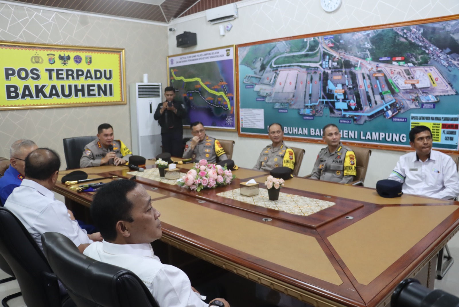 Kabaharkam Tinjau Pengamanan Arus Mudik Balik di Lampung