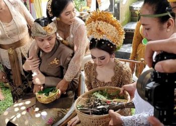 Deretan Tradisi Bali yang Telah Dijalani Rizky Febian dan Mahalini Raharja Sebelum Melangkah ke Pelaminan