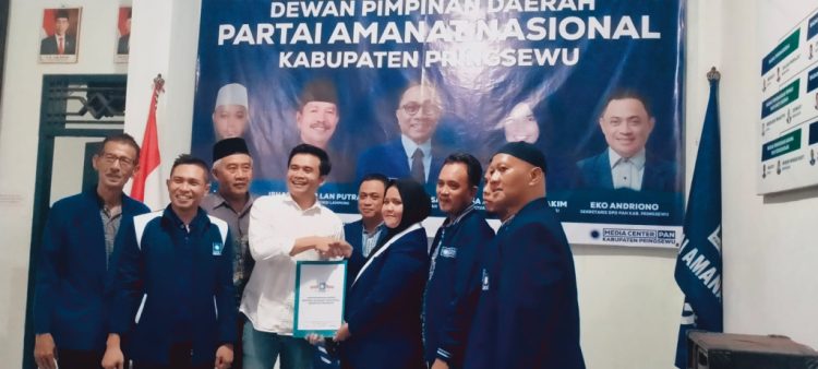 11 Cakada Kembalikan Berkas Penjaringan ke DPD PAN Pringsewu