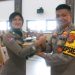 Polres Lampung Timur Serahkan Smartphone Motorola Lex 11A untuk Meningkatkan Kinerja Personel