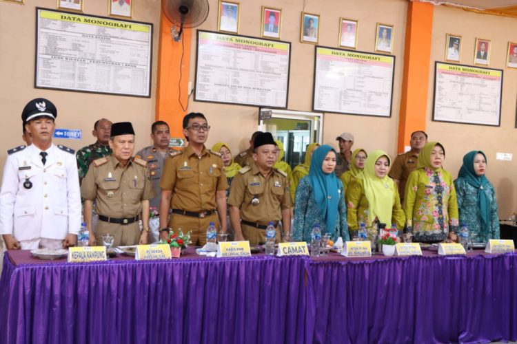 Pj. Sekda Lampung Tengah Sambut Tim Penilai Lomba Kampung Tingkat Provinsi