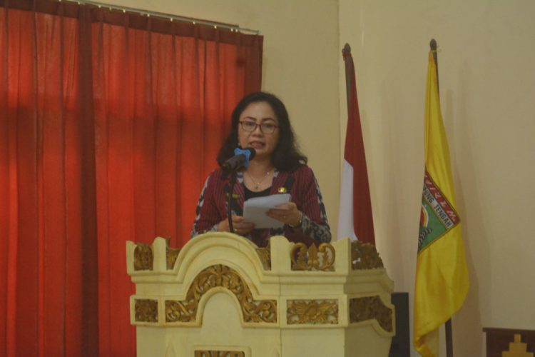 Asisten Bidang Administrasi Umum Lamteng Buka Pembekalan PNS Masa Purna Bakti Tahun 2025
