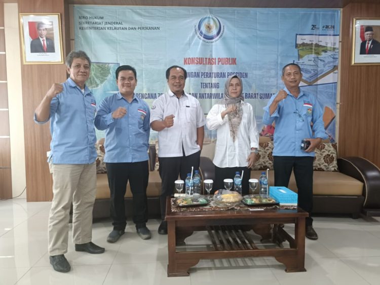 Penetapan Rencana Zonasi Kawasan Antarwilayah (RZ KAW) Diharapkan Mendorong Investasi Kelautan dan Perikanan