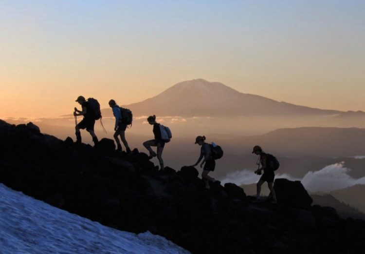 Meningkatkan Kesiapan Fisik untuk Mendaki Gunung: 4 Tips Efektif agar Terhindar dari Kecelakaan dan Kelelahan