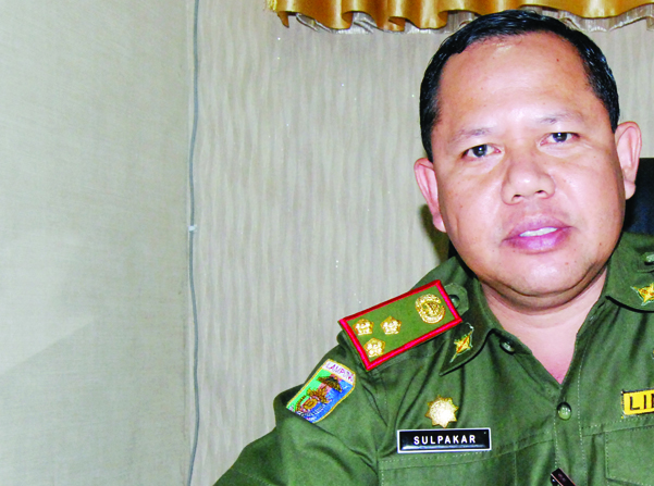 Dinasti Politik di Balik Majunya Adik dan Istri Agus Istiqlal di Pilkada Pesisir Barat 2024
