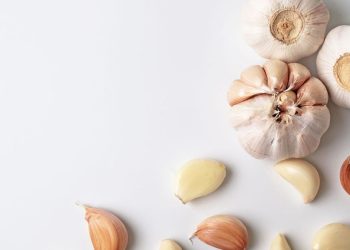 Manfaat Luar Biasa Bawang Putih: Tak Hanya Bumbu Dapur, Tapi Juga Obat Ajaib!