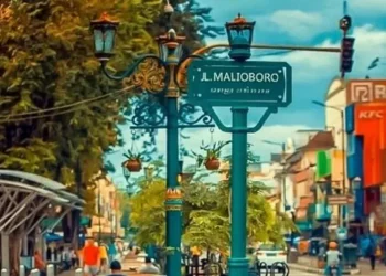 19 Destinasi Terbaik di Jalan Malioboro, Yogyakarta yang Harus Anda Kunjungi