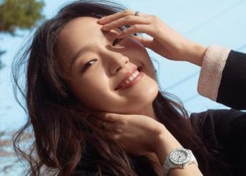 Get Ready for a Complicated Friendship: Kim Go Eun Stars in New Drama “TWO WOMEN”