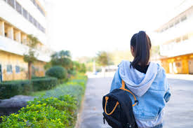 JANGAN ASAL PILIH!Ini Tips Memilih Universitas Swasta untuk Melanjutkan Pendidikan