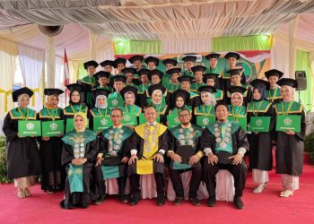 STIT Pringsewu Gelar Wisuda 159 Lulusan: 103 Sarjana dan 56 Magister