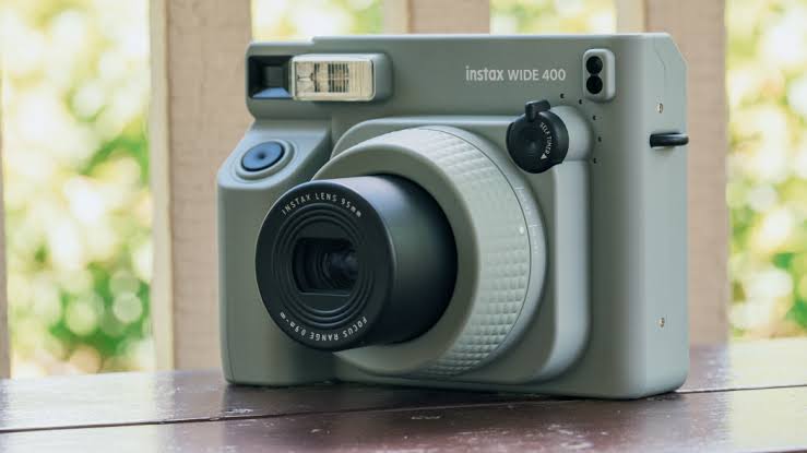 Fujifilm Rilis Instax Wide 400 ke Pasar Indonesia