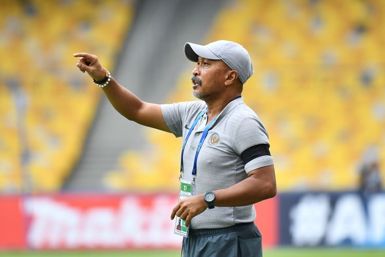 Termasuk Fakhri Husaini, Ini 3 Pelatih Indonesia yang Berpeluang Latih Timnas Malaysia