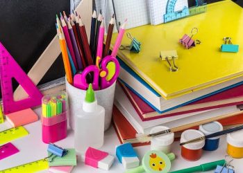 Sambut Tahun Ajaran Baru, Ini 4 Peralatan Pendidikan yang Perlu Dibeli untuk anak