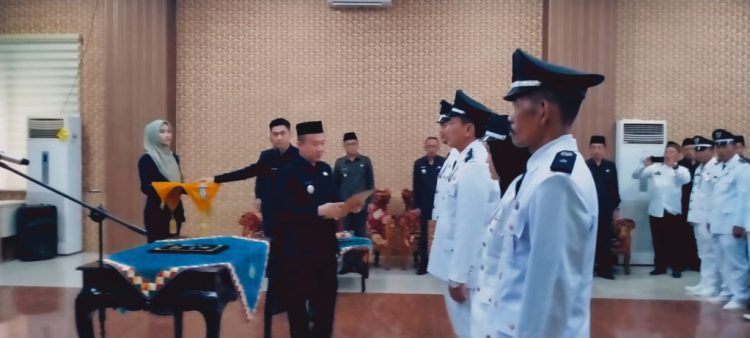 Penjabat Bupati Marindo Kukuhkan 112 Kepala Pekon di Pringsewu
