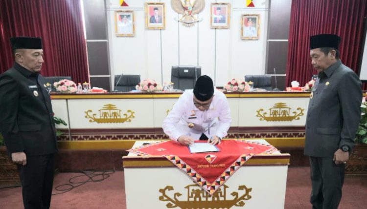 Pj Bupati Tanggamus Minta Plh Sekda Suadi Agar Program Berjalan Baik