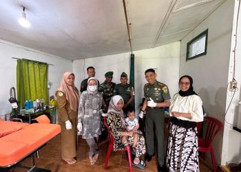 Komandan Kodim Hadiri Pekan Imunisasi Nasional Polio di Poskesdim 0422/LB.