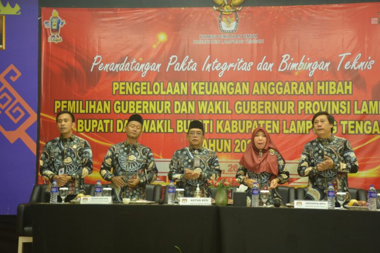 Penandatanganan Pakta Integritas Pemilihan 2024 di Lampung Tengah
