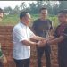Pemkab dan Kodim Berikan Kompensasi kepada Petani Singkong di Kotabumi