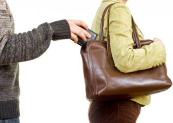 WASPADA!Ini 4 Tips Aman dari Pencopet saat Liburan