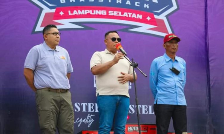 Ratusan Crosser Berlaga di Kejuaraan Bupati Cup Grasstrack Motocross 2024