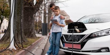 Tips dan Cara Merawat Mobil Listrik dengan Benar