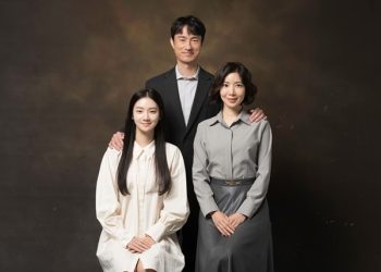 Tayang di Bioskop! Simak Peran Choi Ye Bin dan Lee Si Woo dalam Film Terbaru “Perfect Family”