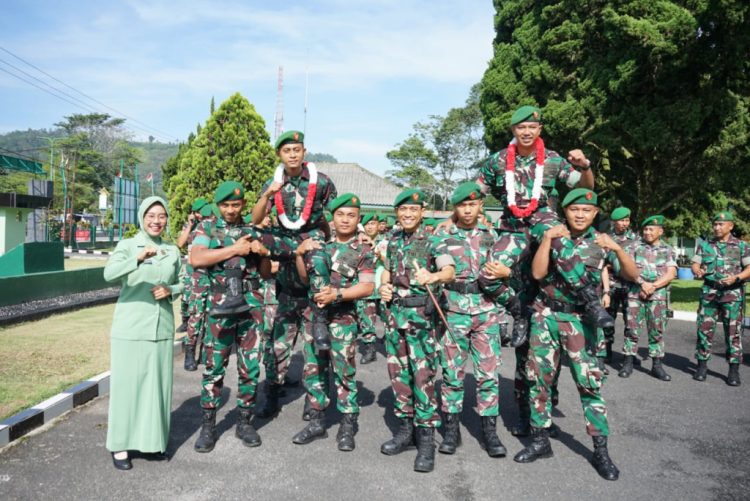 Dandim 0422/LB Sambut Atlet Taekwondo Berprestasi, Serda Dafa dan Pratu Kelvin