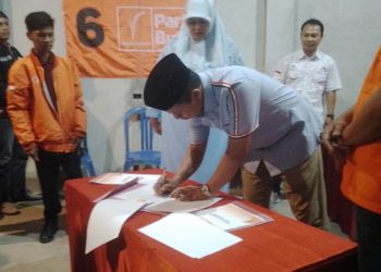 Partai Buruh Pringsewu Deklarasikan Dukungan untuk Paslon Nomor 3, Riyanto-Umi Laila