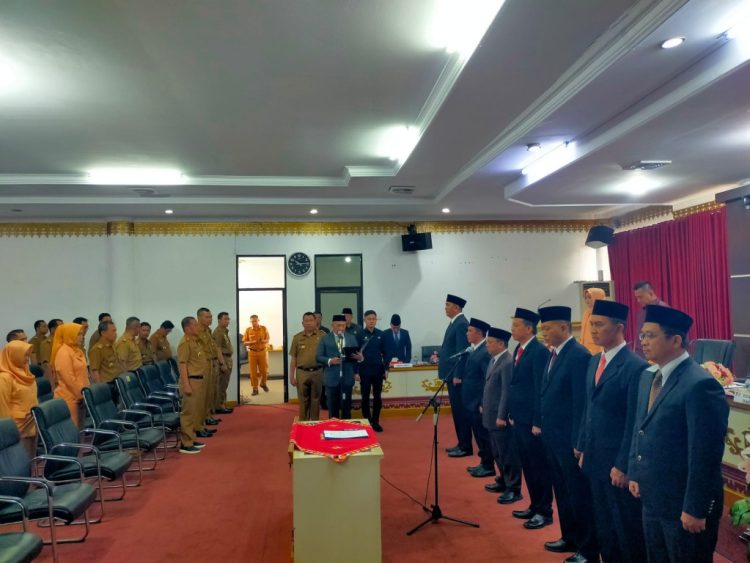 Pj Bupati Tanggamus Lantik 7 Pejabat Pimpinan Tinggi Pratama, Tekankan Integritas dan Pelayanan Publik