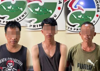Polisi Gerebek Rumah di Pekon Margakaya, Tiga Pemuda Diamankan Terlibat Narkoba