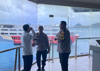 Kapolres Lampung Selatan Pantau Kondisi Cuaca Ekstrem di Pelabuhan Bakauheni