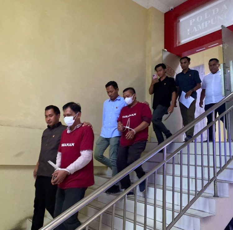 Polda Lampung Amankan Dua Tersangka Kasus Korupsi Dana BUMAKAM di Tulang Bawang