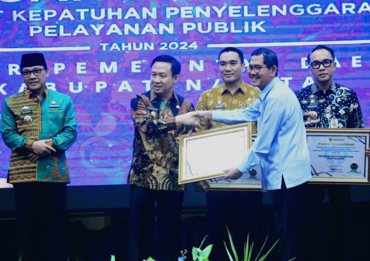 Pemkab Pringsewu Raih Penghargaan Tertinggi dari Ombudsman RI