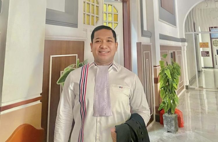 Gugatan Ke Mahkamah Konstitusi: Keabsahan Ijazah Calon Bupati Aries Sandi Jadi Sorotan