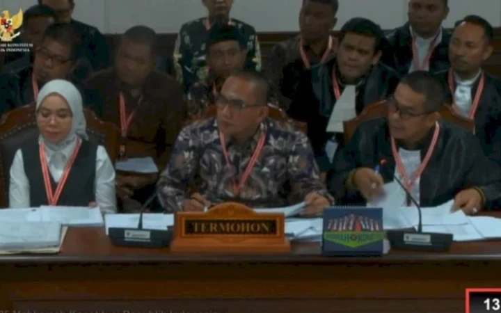 Soal Ijazah Aries Sandi, Hakim MK Cecar Kuasa Hukum KPU Pesawaran