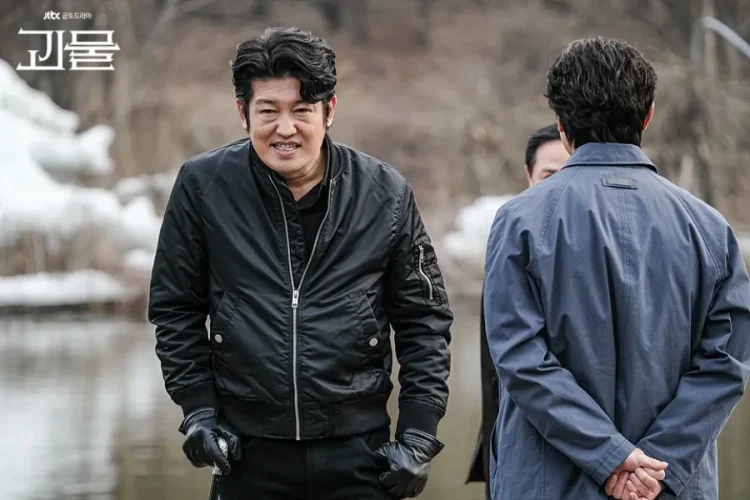 Deretan Film Korea yang Pernah Dibintangi Heo Sung Tae, Terbaru Berjudul Nokturnal!