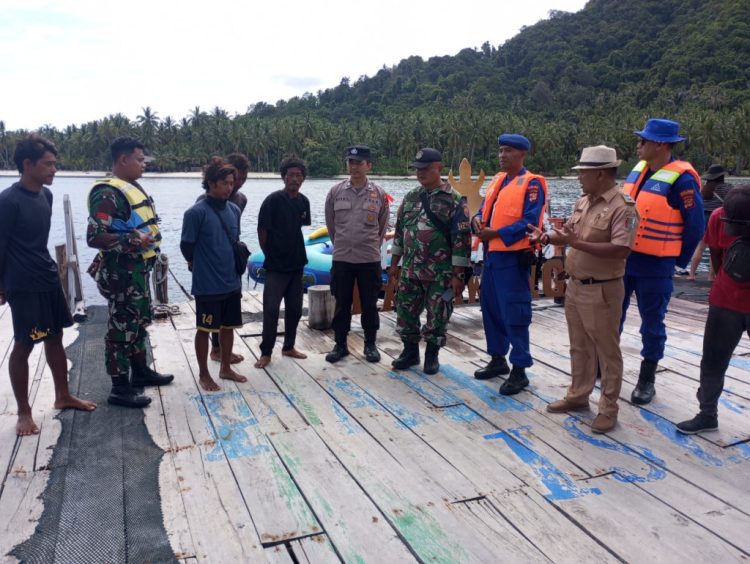 Pulau Pahawang Padat Wisatawan, Satpolairud Pesawaran Tingkatkan Patroli Jelang Tahun Baru