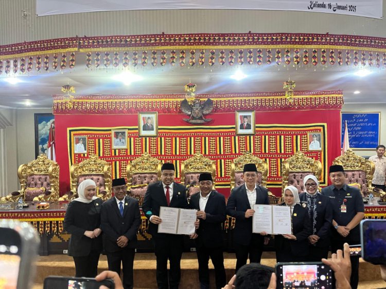 DPRD Lampung Selatan Tetapkan Radytio Egi Pratama dan M. Syaiful Anwar sebagai Pemimpin Baru