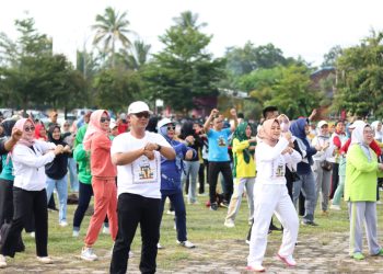 Wakil Bupati Lampung Tengah Pimpin Apel dan Senam Bersama ASN