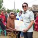 Bupati Terpilih Lampung Selatan Salurkan Bantuan untuk Korban Banjir di Sragi