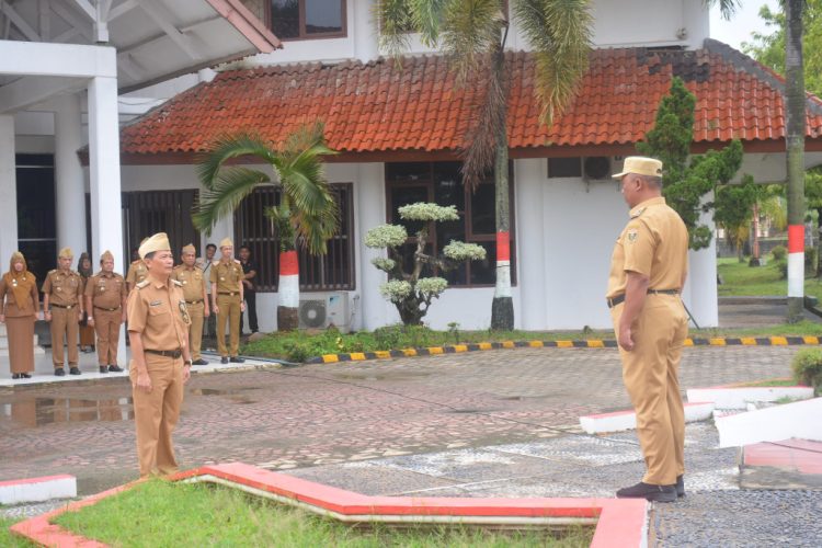 Wakil Bupati Lampung Tengah I Komang Koheri Pimpin Apel Perdana Usai Pelantikan