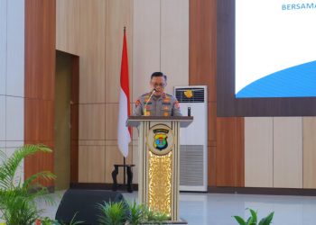 Polda Lampung Bersama Mahasiswa Bagikan 4.500 Paket Sembako Sambut Ramadan