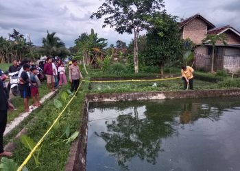 Balita Tewas Tenggelam di Kolam Ikan Usai Pamit ke Rumah Nenek